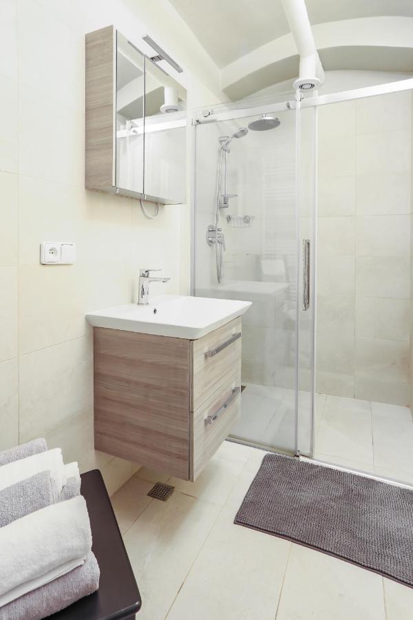 Apartamento Bruno Praga Exterior foto